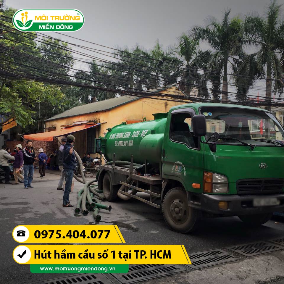 Dịch vụ rút hầm cầu cho nhà dân trong ngõ hẻm tại HCM ☎ 0975.404.077 #moitruong #vietnam #Environmental #việtnam #huthamcau #ruthamcau #hcm #HồChíMinh